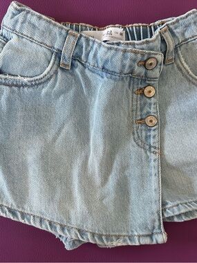 Zara Light Blue Denim Skort with Button Accents
